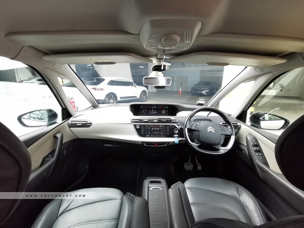 Citroen Grand C4 Picasso Diesel 1.6A BlueHDi Panoramic Roof