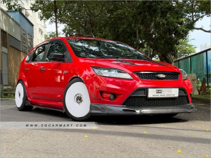 Ford Focus St 2010 photo 2