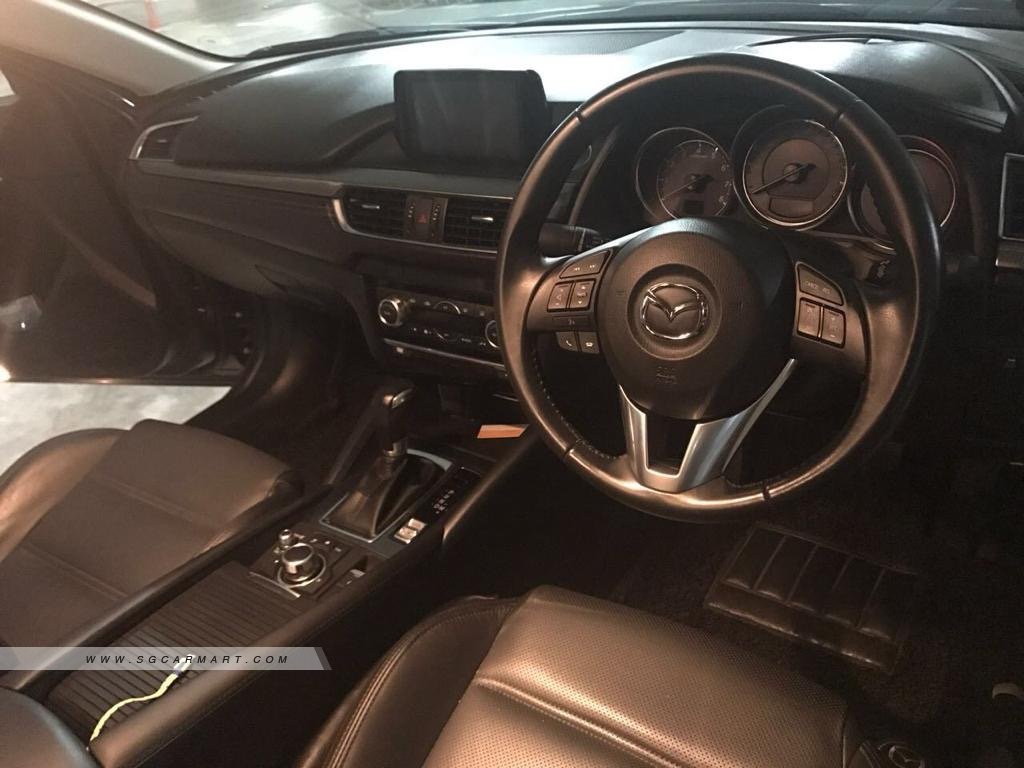 Mazda 6 2.0A Executive