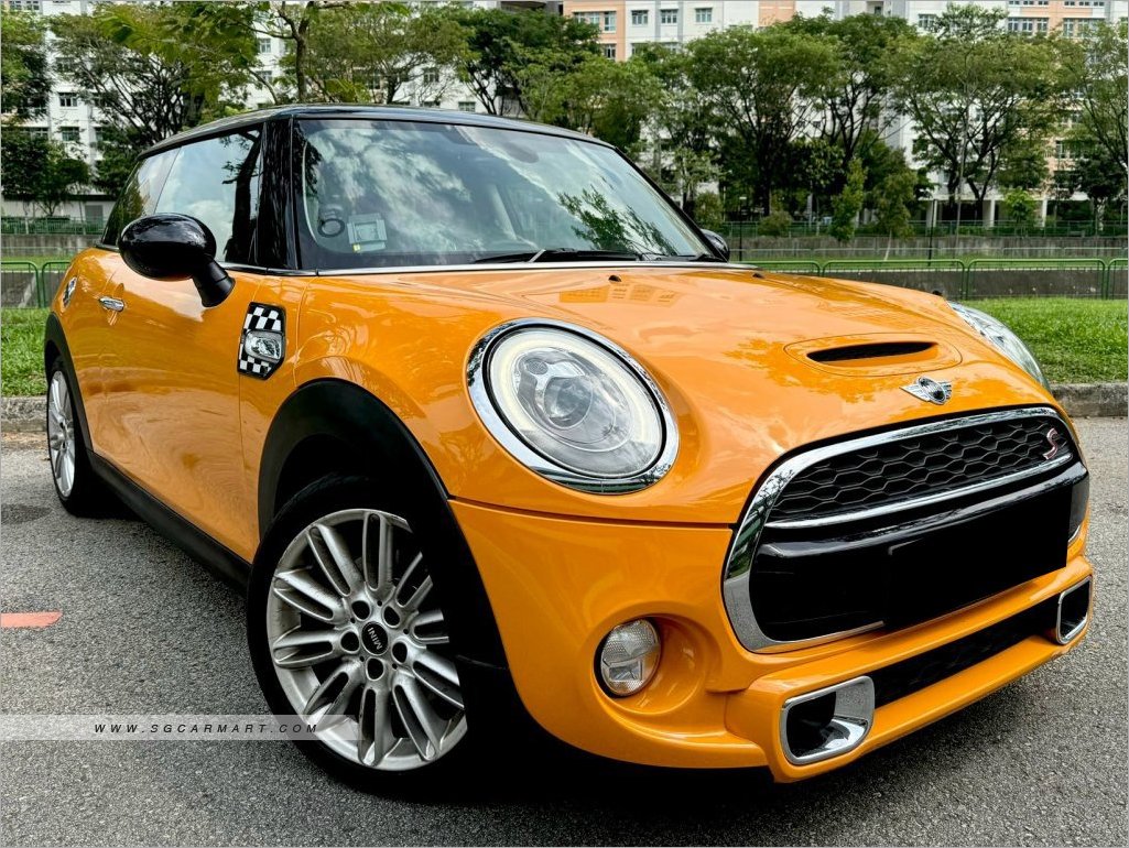 214 Mini Cooper Roadster (R59) (2012) FD 62 EZZ, Mini Coope…