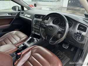 Volkswagen Golf 1.4A TSI (COE till 06/2034)