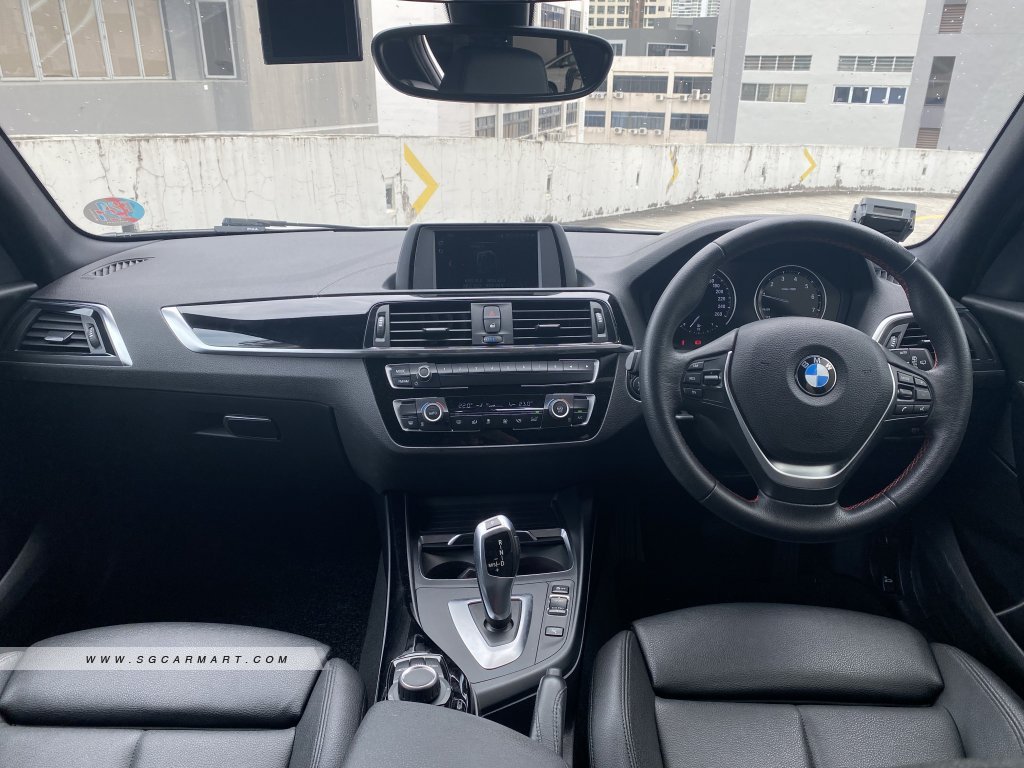 BMW 1 Series 118i 5DR Shadow Edition