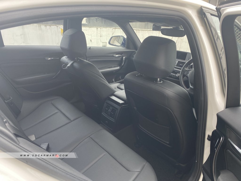 BMW 1 Series 118i 5DR Shadow Edition