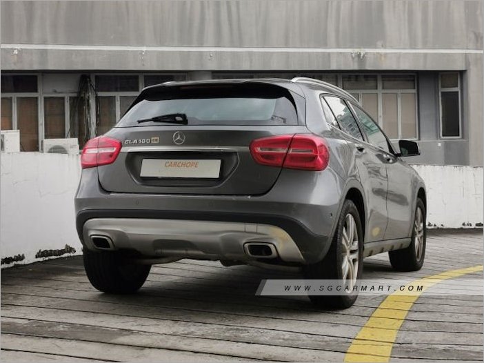 Mercedes-Benz GLA-Class GLA180 Urban Edition