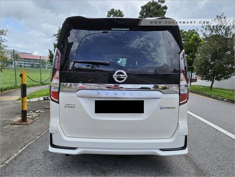 Nissan Serena e-POWER Hybrid 1.2A Highway Star Premium