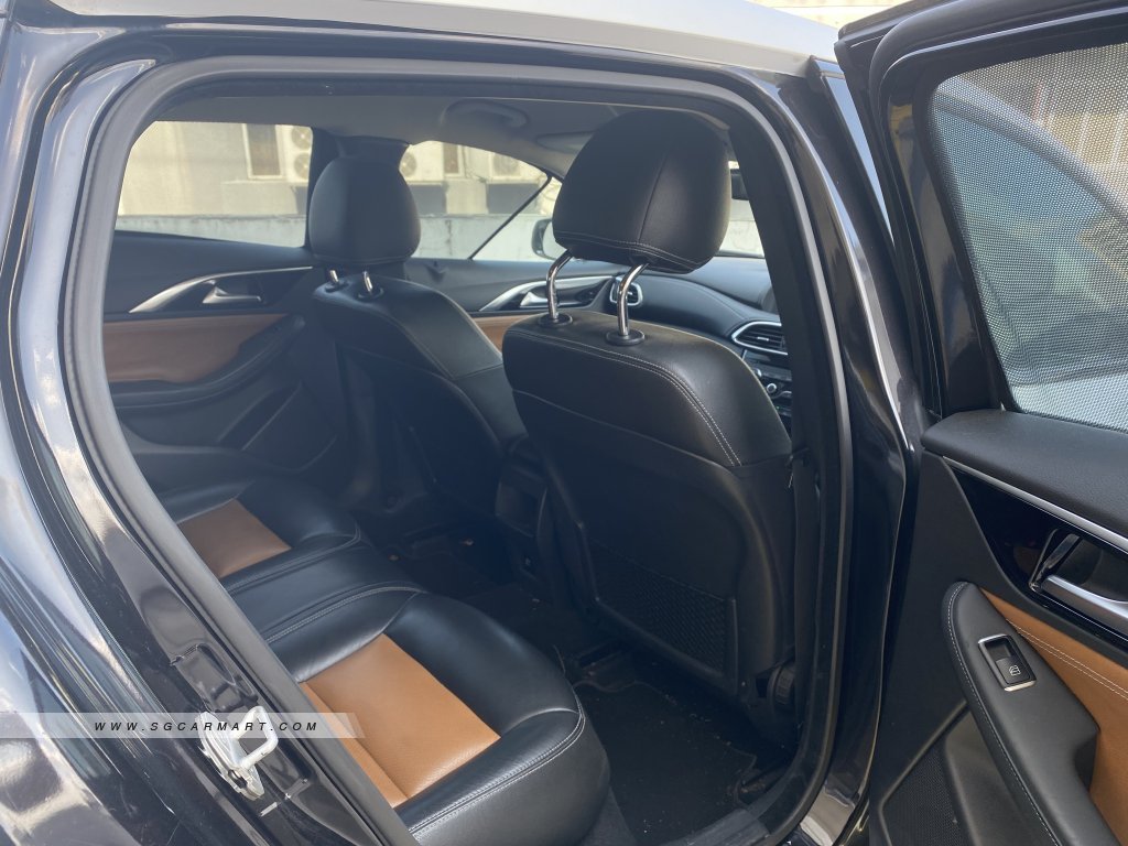 Infiniti Q30 Diesel 1.5A T