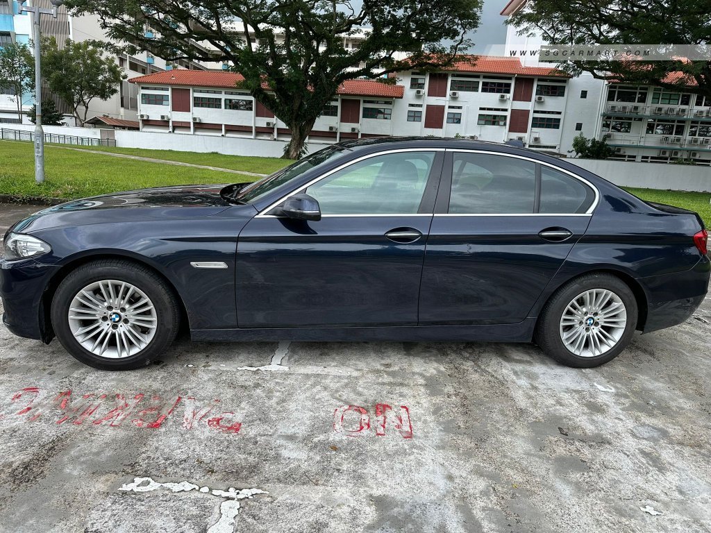 BMW 5 Series 520i