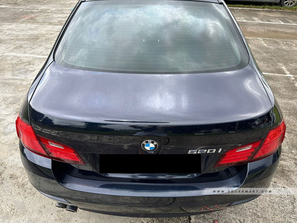 BMW 5 Series 520i