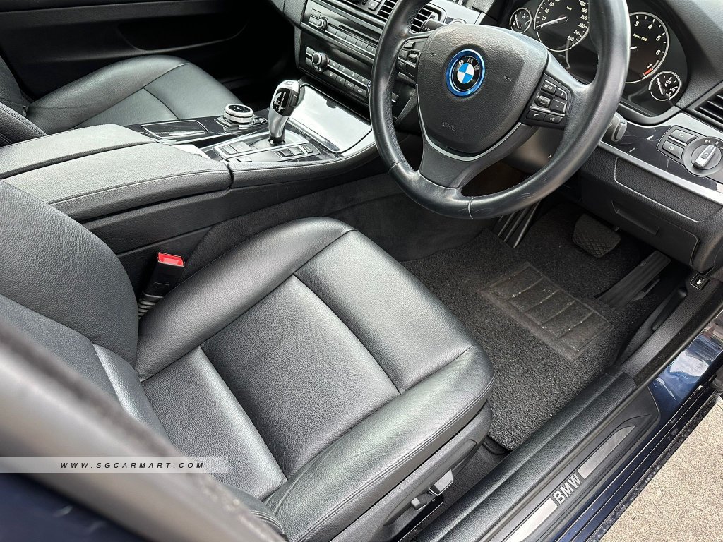 BMW 5 Series 520i