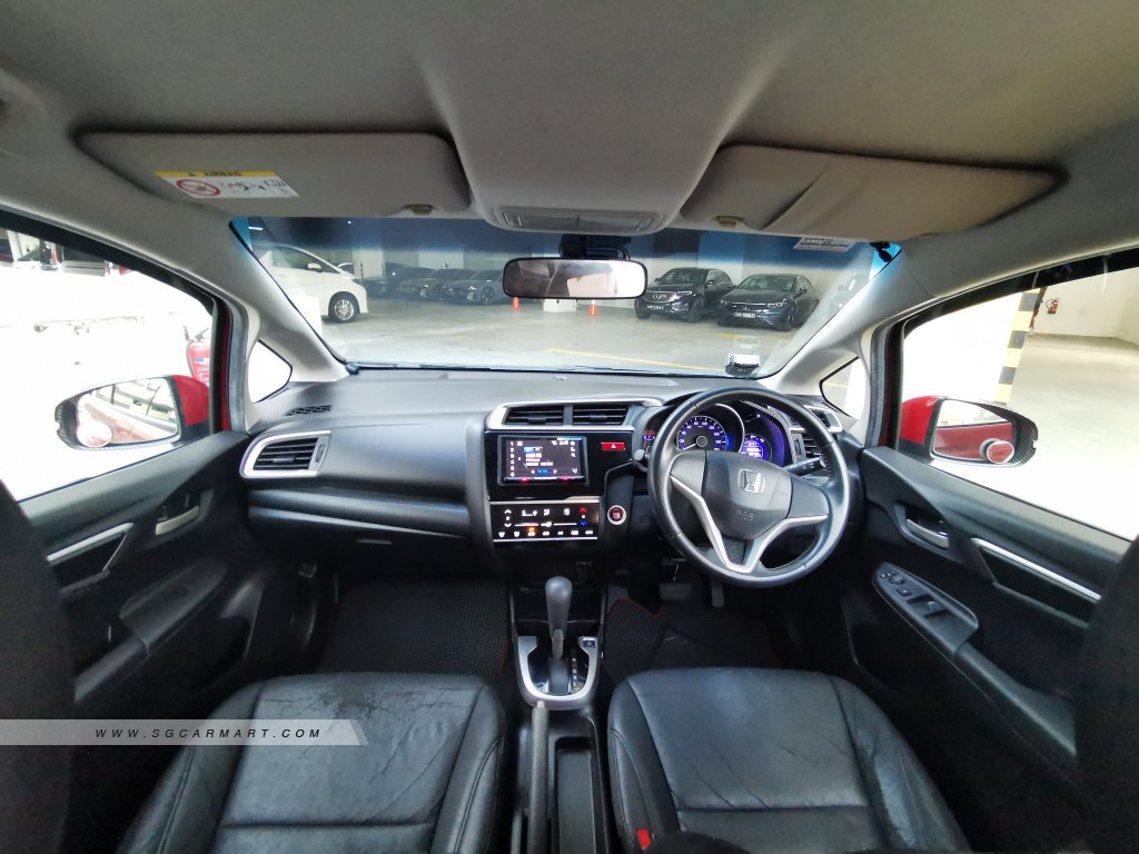 Honda Fit 1.3A G F-Package (OPC)