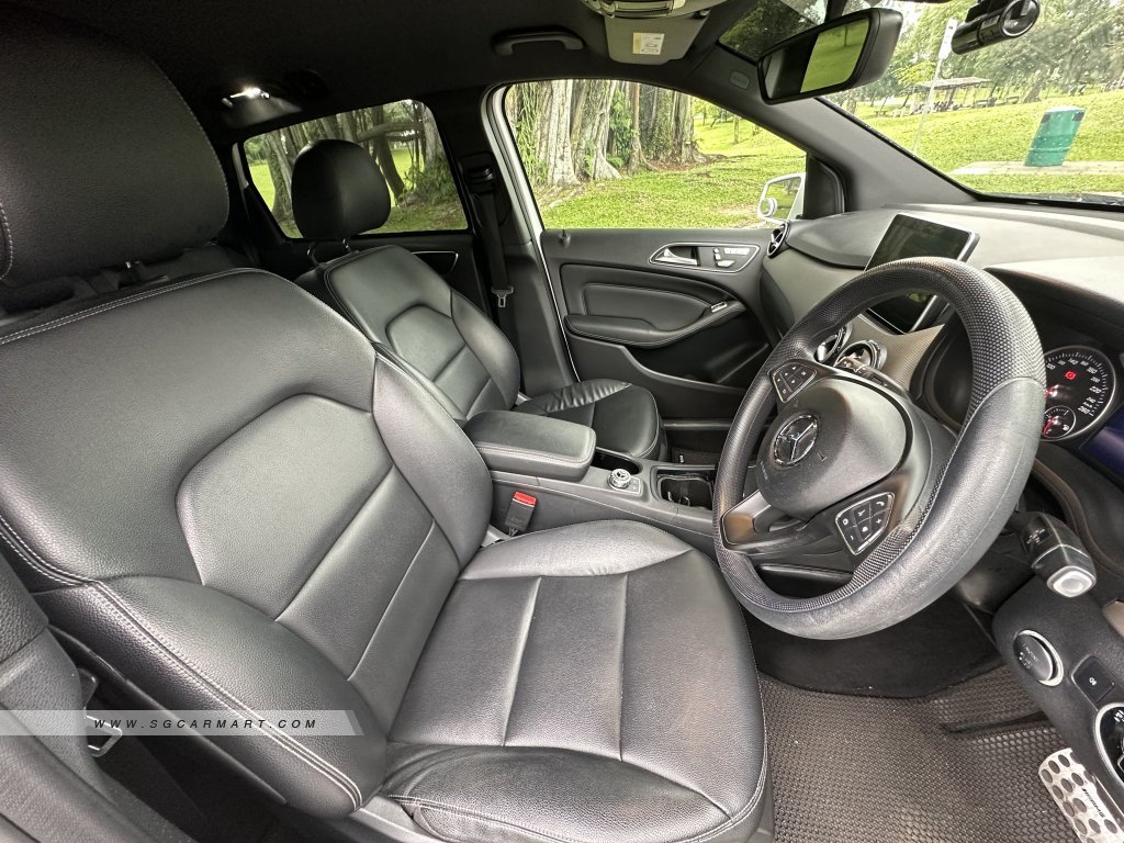 Mercedes-Benz B-Class B180 Style