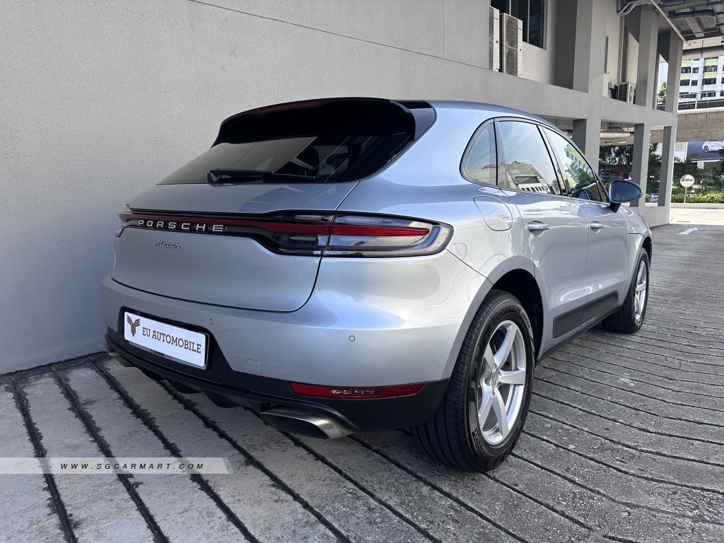 95B919203D OROLOGIO ANALOGICO CON CRONOMETRO PORSCHE MACAN R 2.9 B 280KW 5P  AUT (2021) RICAMBIO USATO – Autoricambi Service