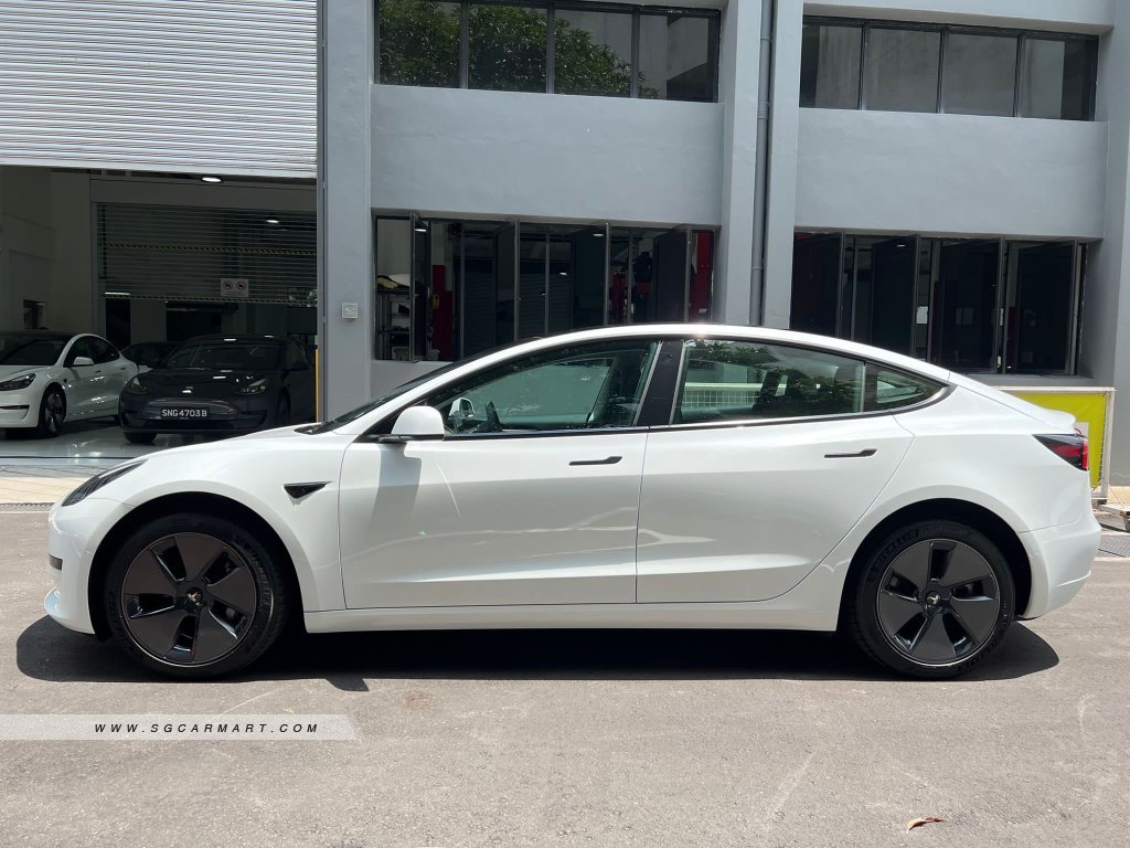 Tesla Model 3 Electric Standard Range RWD