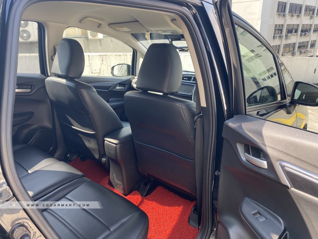 Honda Shuttle 1.5A G Honda Sensing