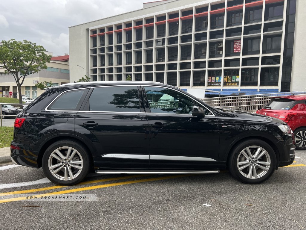 Audi Q7 3.0A TFSI Quattro S-Line 7-Seater