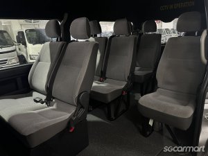 Toyota Hiace Commuter 3.0A GL