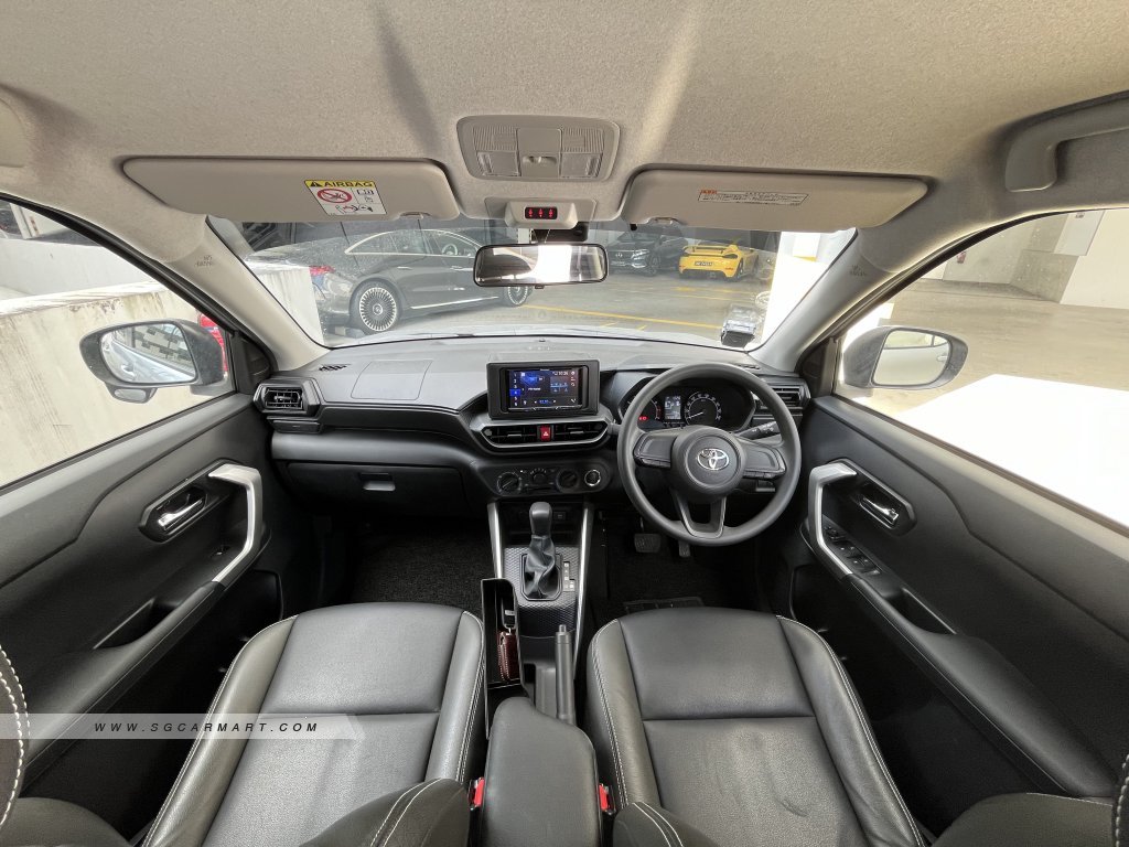 Toyota Raize 1.0A X