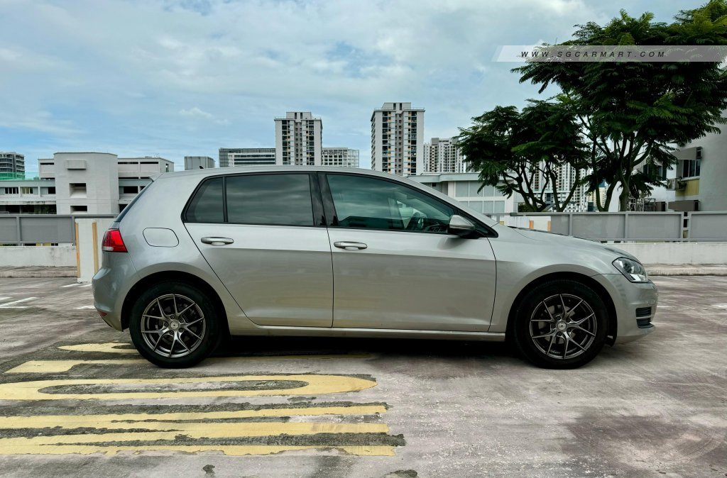 Volkswagen Golf 1.2A TSI