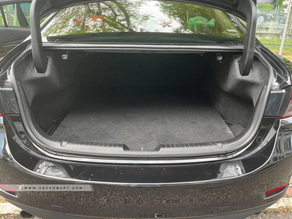 Mazda 6 2.0A Executive