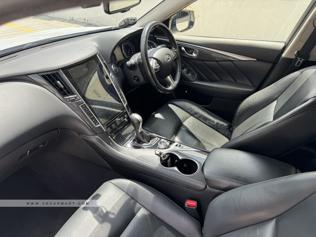 Infiniti Q50 2.0A T
