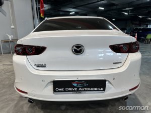 Mazda 3 Mild Hybrid 1.5A Elegance Sunroof