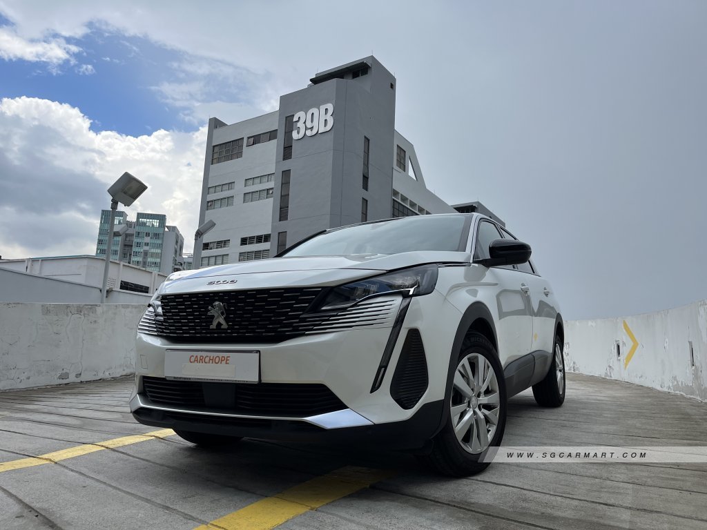 Peugeot 5008 1.2A Puretech EAT8 Active Premium