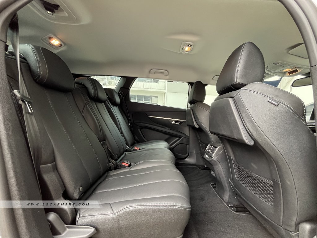 Peugeot 5008 1.2A Puretech EAT8 Active Premium