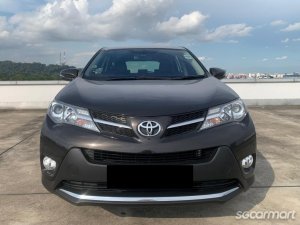 Toyota Rav4 2.0A Premium