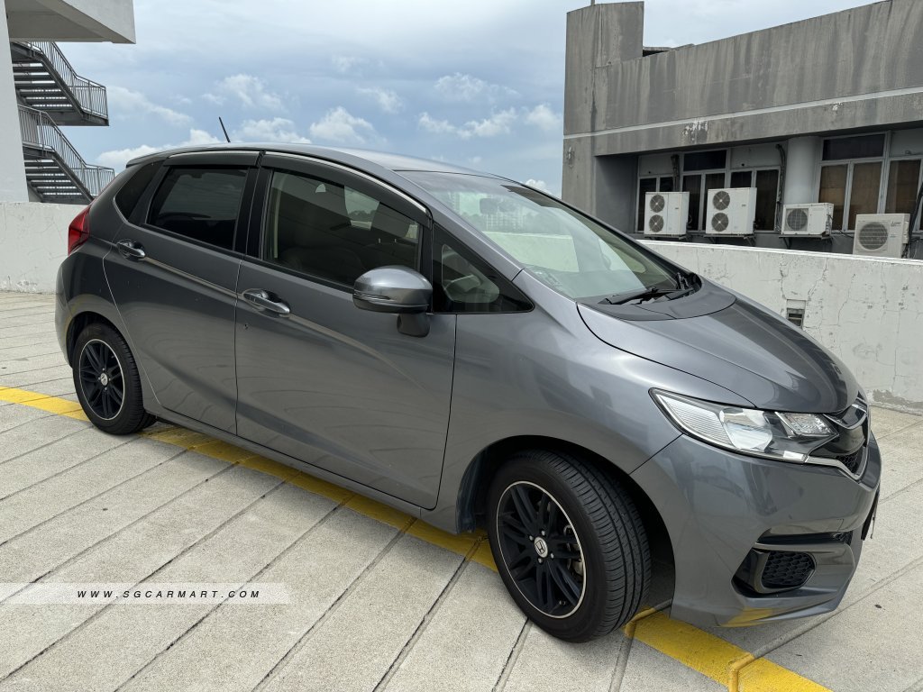 Honda Fit 1.3A G F-Package