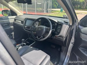 Mitsubishi Outlander 2.0A