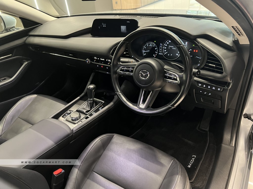 2019 Mazda 3 Mild Hybrid 1.5A Elegance Sunroof