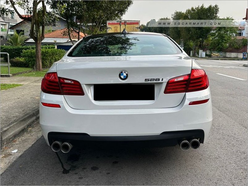 BMW 5 Series 528i Sport