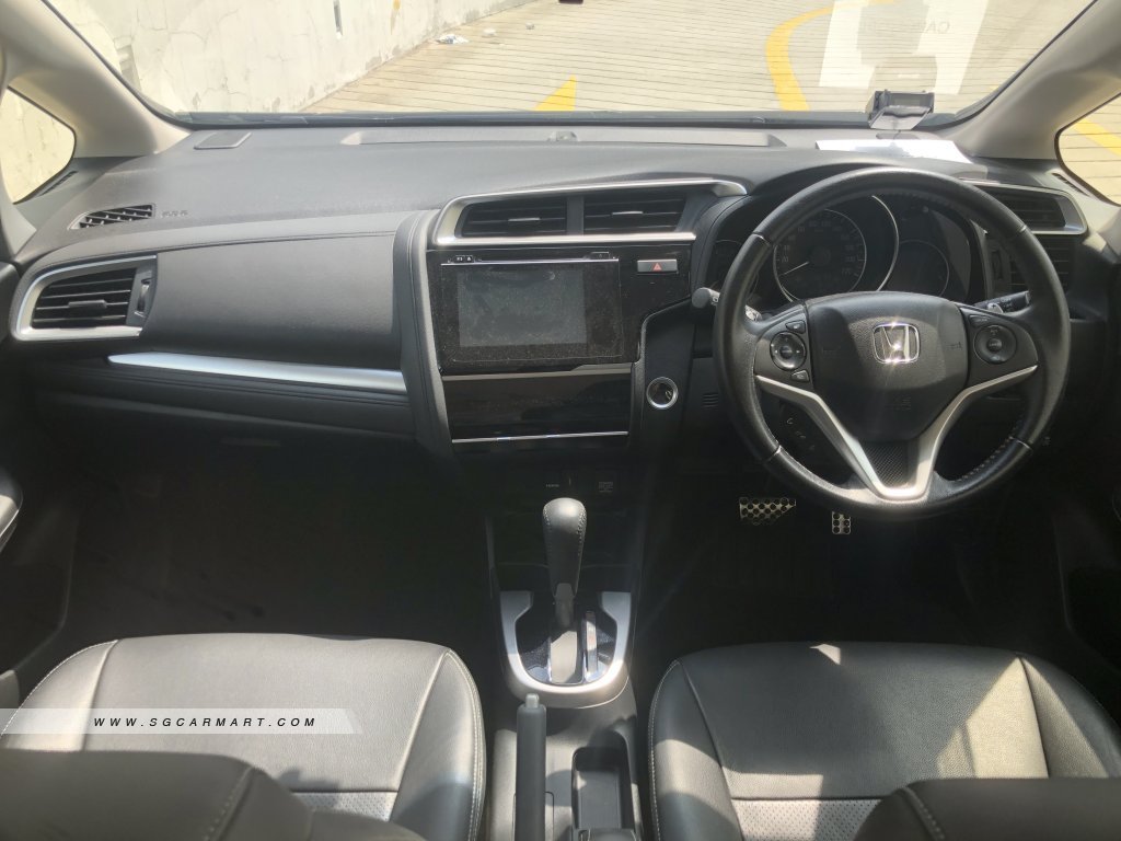 Honda Jazz 1.5A RS