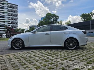 Lexus IS250 Luxury (COE till 11/2028)