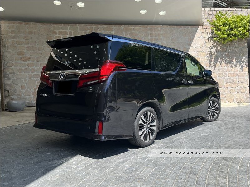 Toyota Alphard 2.5A S C-Package Moonroof