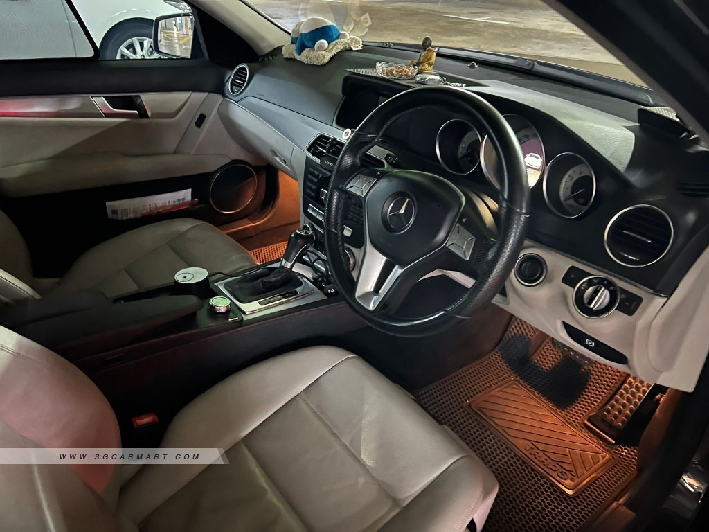 Mercedes-Benz C-Class C180K (COE till 04/2031)