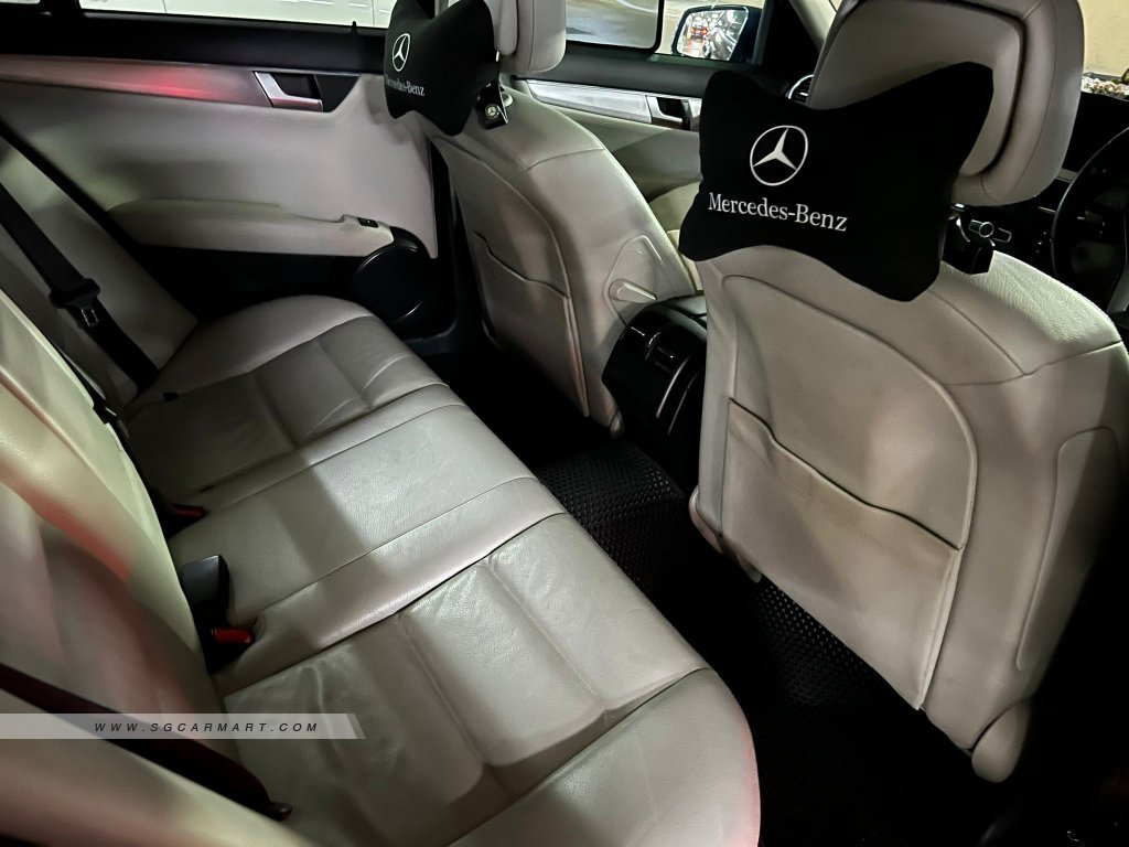 Mercedes-Benz C-Class C180K (COE till 04/2031)