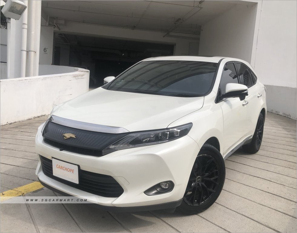 Toyota Harrier 2.0A Elegance