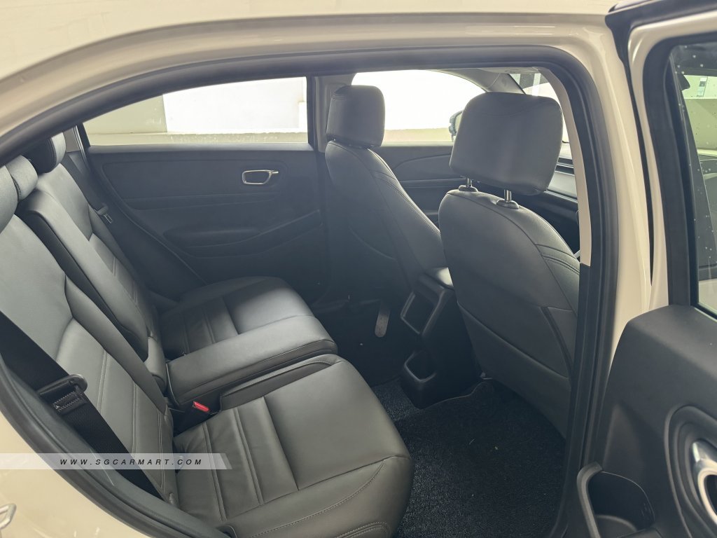 Honda Vezel 1.5A G Honda Sensing