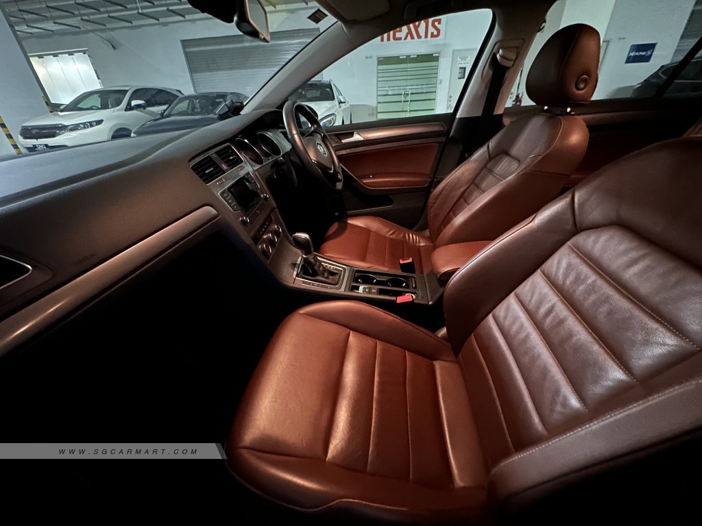 Volkswagen Golf 1.2A TSI (New 5-yr COE)
