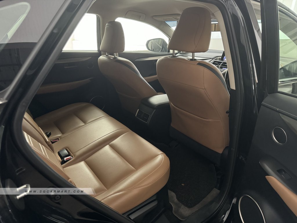 Lexus NX Turbo NX200t Classic