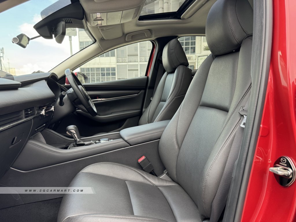 Mazda 3 Mild Hybrid 1.5A Elegance Sunroof