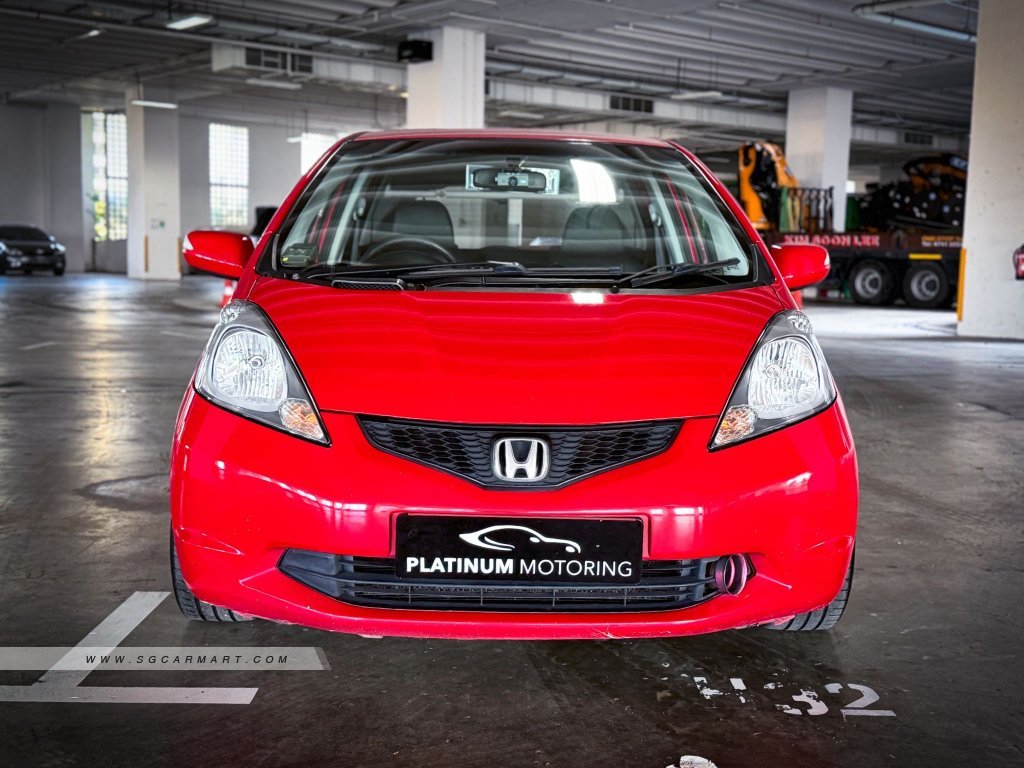 Used 2011 Honda Fit 1.3A G (COE till 05/2026) for Sale | Platinum Motoring  - Sgcarmart