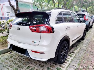 Kia Niro Hybrid 1.6A GDi DCT Sunroof