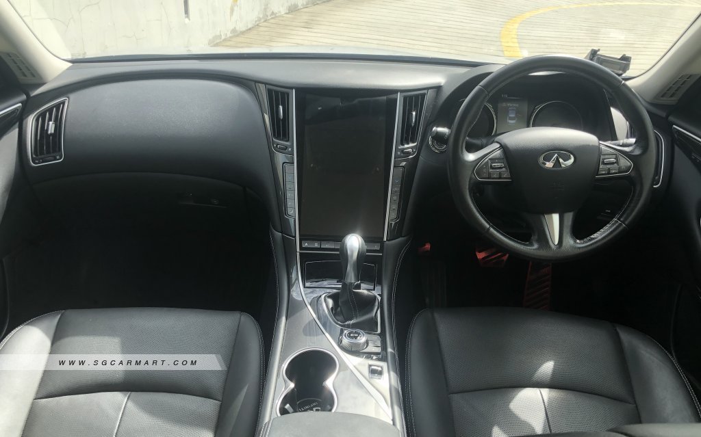 Infiniti Q50 2.0A T