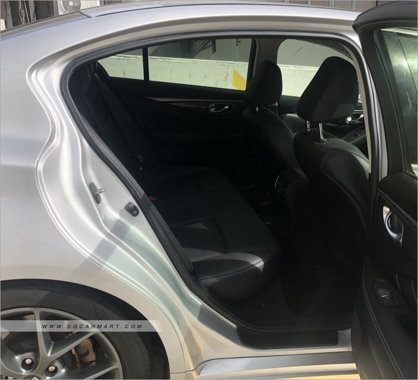 Infiniti Q50 2.0A T