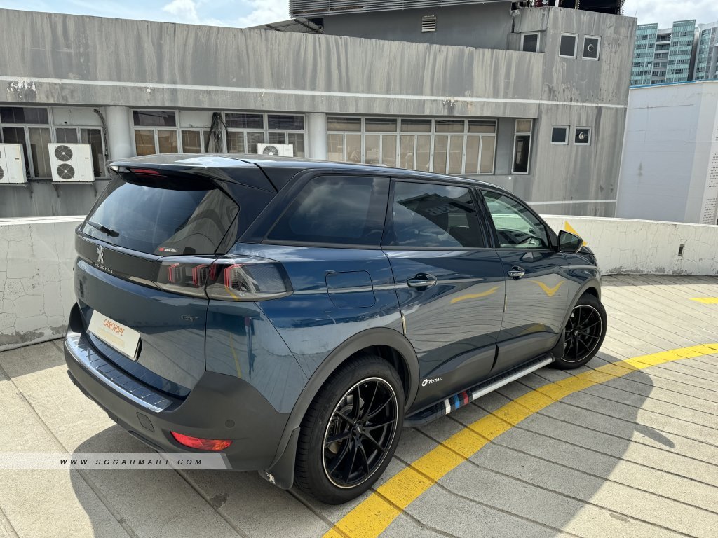 Peugeot 5008 1.2A Puretech EAT8 Active Premium