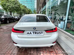 2020 BMW 3 Series 320i Highline Photos & Pictures Singapore - Sgcarmart