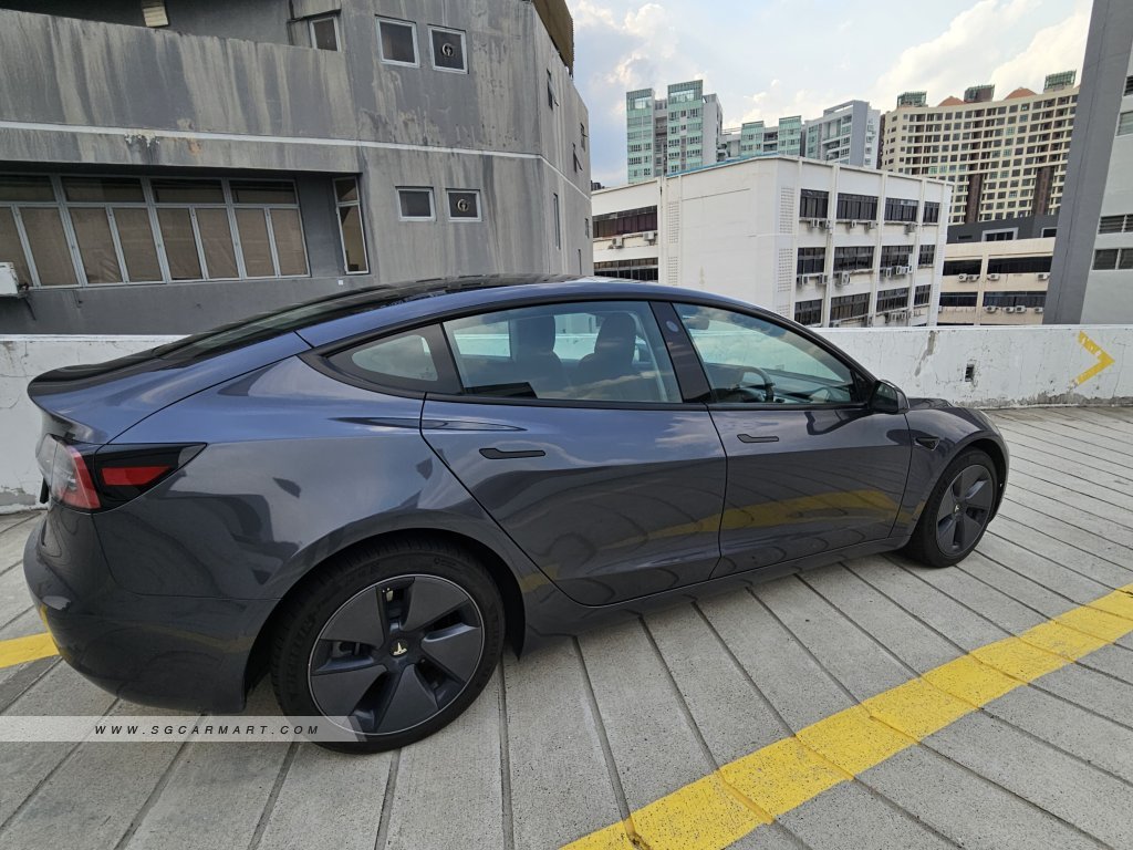 Tesla Model 3 Electric Standard Range RWD