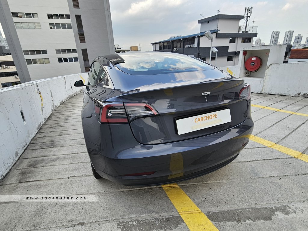 Tesla Model 3 Electric Standard Range RWD